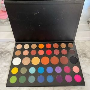 Morphe x James Charles Pallet